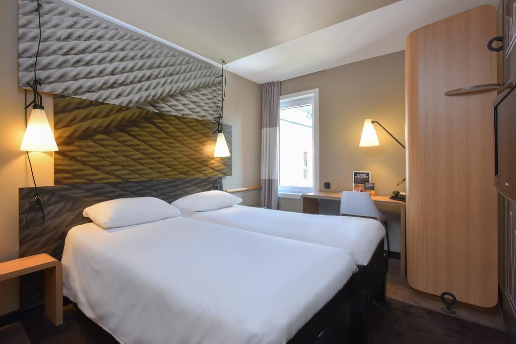 Hotel Ibis Brussels Erasmus Anderlecht Exterior foto